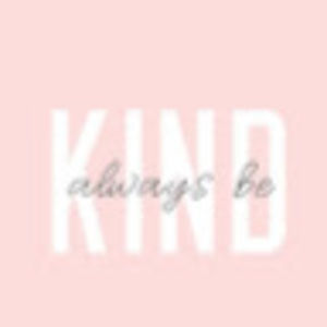 Meet your Posher, Mia